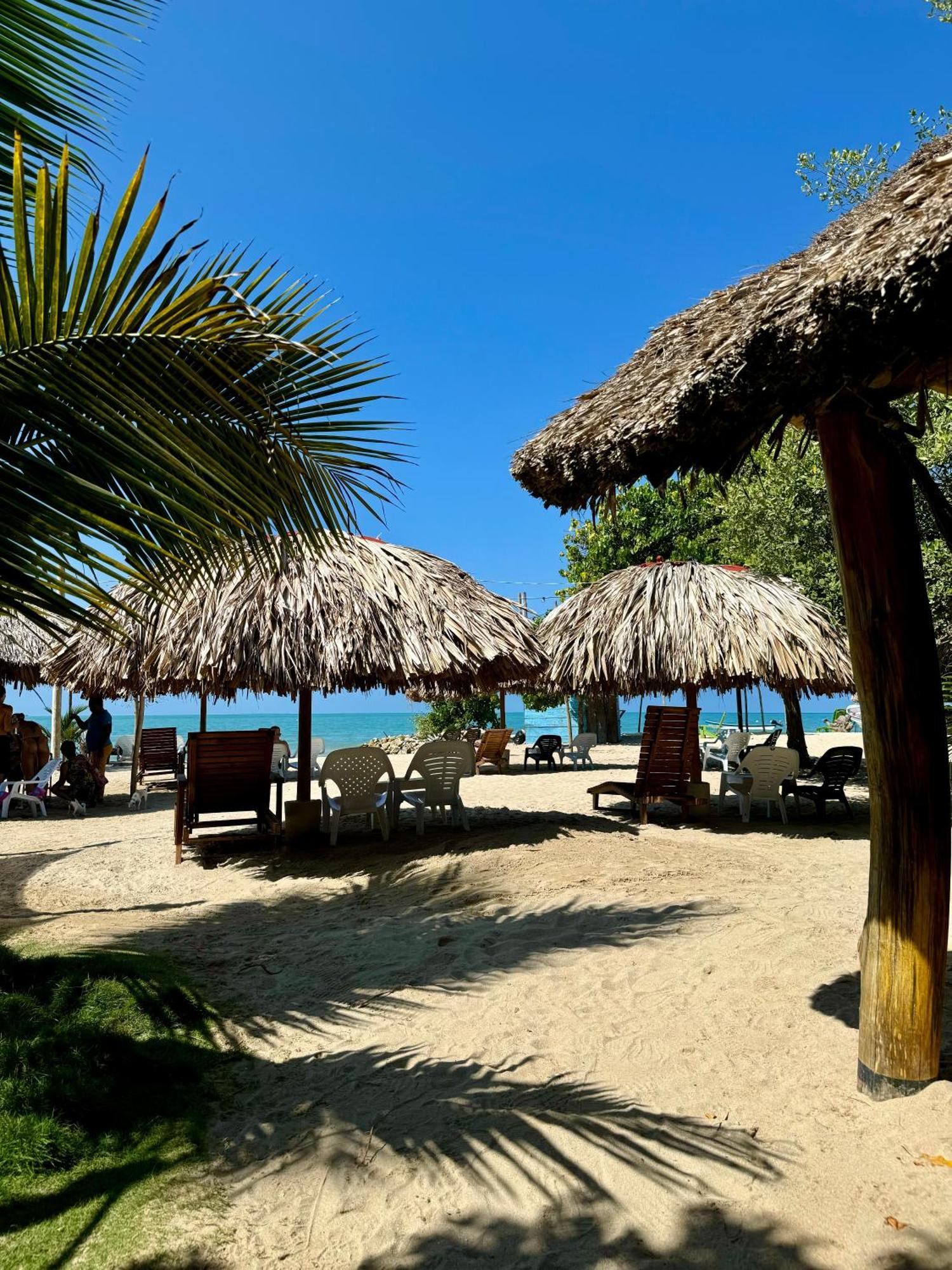 Hostel Beach House Rincon Bagian luar foto
