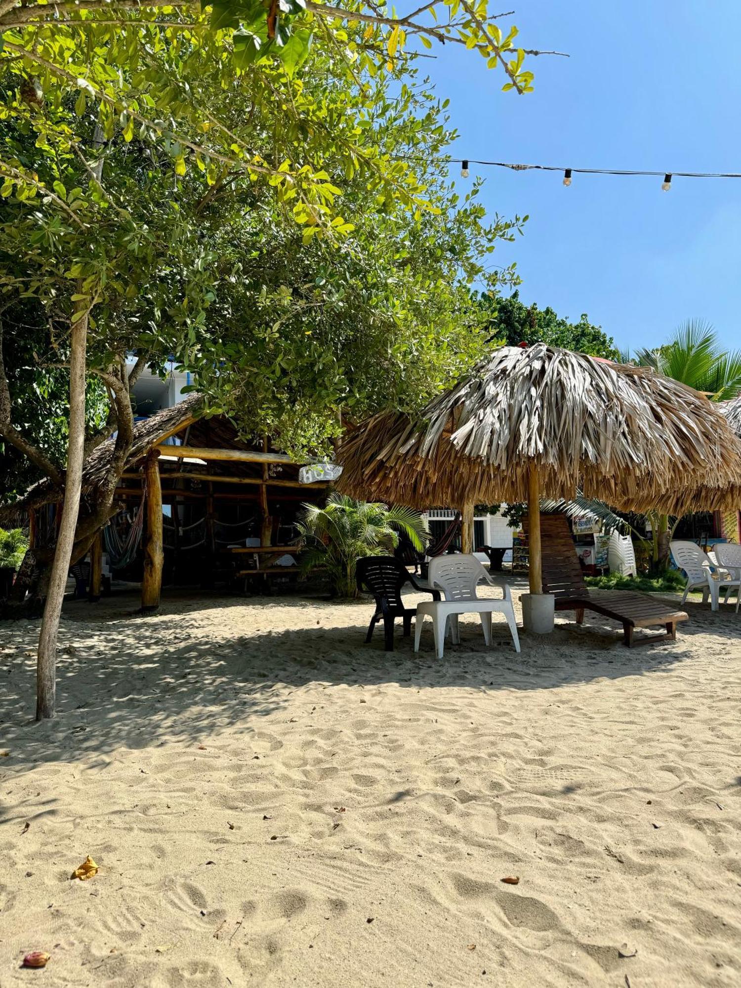 Hostel Beach House Rincon Bagian luar foto