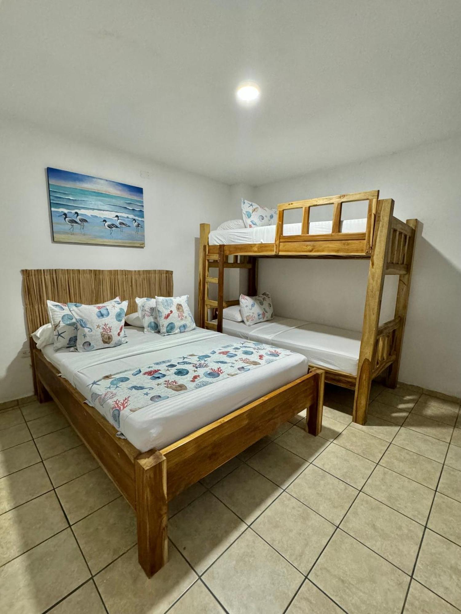 Hostel Beach House Rincon Bagian luar foto